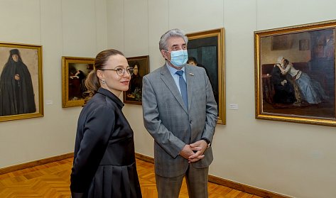 Русский музей привез в Оренбург уникальную выставку